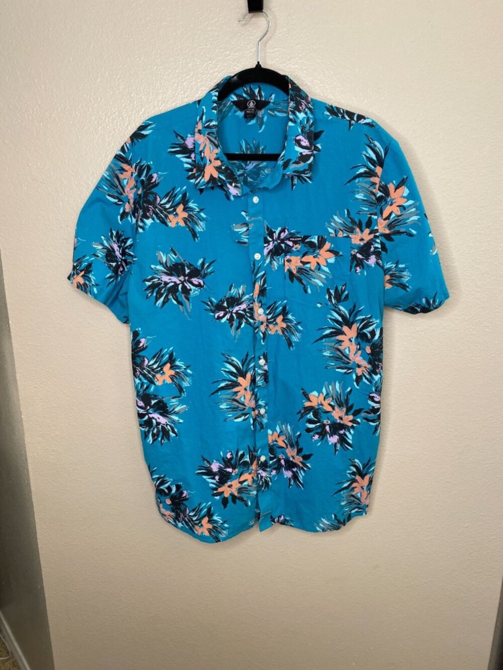 Volcom Mens Button-Up Hawaiian Shirt  XXL Teal Tropical Floral Pattern Casual